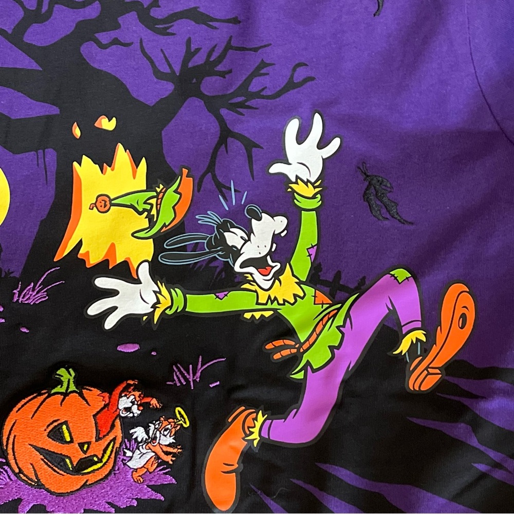 🎃👻🚢 Disney Cruise Line Halloween Short Sleeve T-Shirt - Various Sizes - NWT - Picture 6 of 13